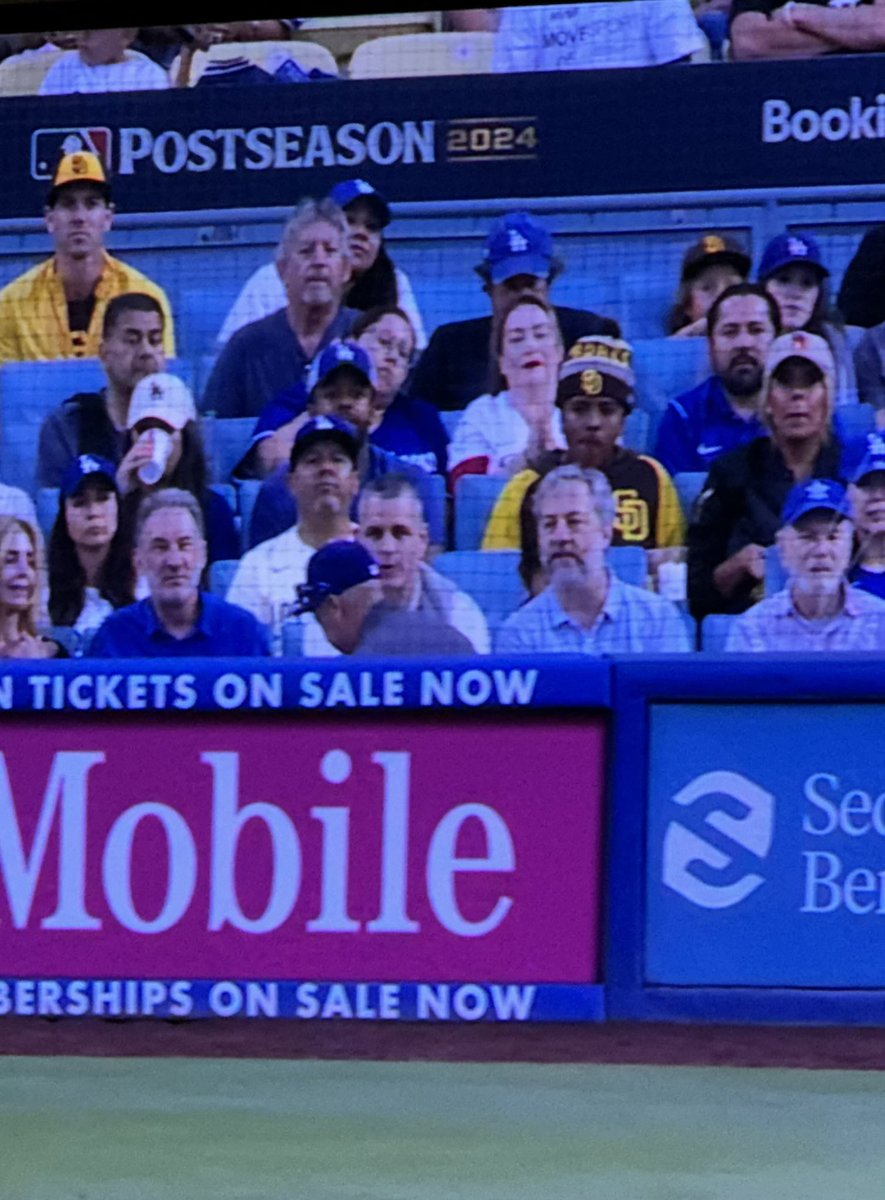 leehoffman's tweet photo. @JuddApatow Hey Judd, how’s the Dodger Stadium Kol Nidre? I hear the Chavez Ravine cantor is amazing. https://t.co/ZceCdfB0N4