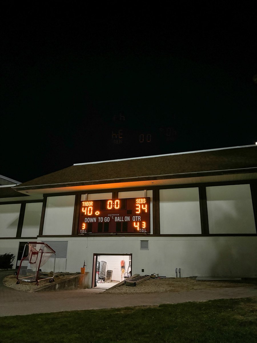 CoachJeffMoore's tweet photo. The boys took advantage of every second to defeat an extremely tough and well coached St. Sebastian’s team! #RideTheWave #SeawolfNation https://t.co/BXU4vDTwMx