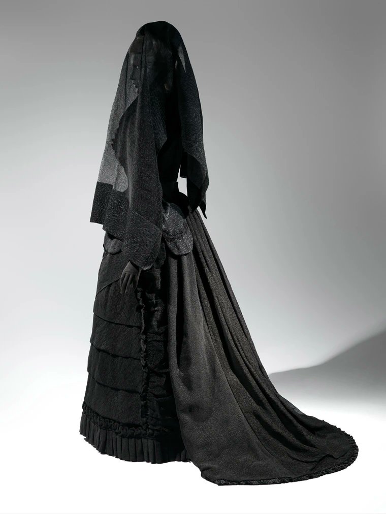Since we no longer wear a long black dress and veil during our time of mourning when a loved one dies, I would like to wear this outfit during the time period when I have burned my tongue and can't taste food properly.