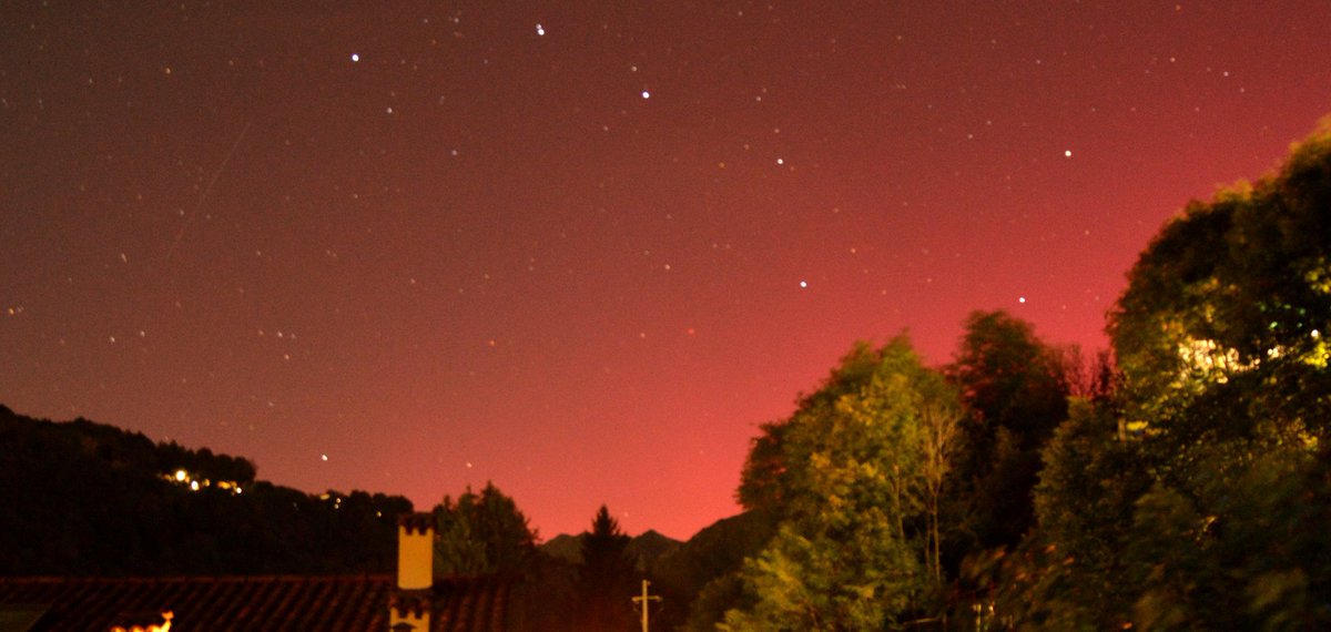 Aurora boreale e Orsa maggiore alla finestra.

#10ottobre