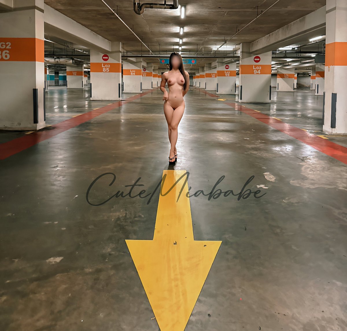 hey..You left me in the parking lot😳😳