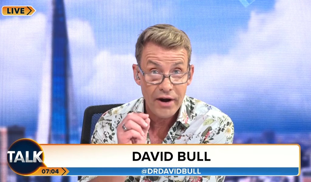MMyrick29's tweet photo. Together Again! Join the Breakfast Drs (@drdavidbull and @DrHoenderkamp) in progress on @TalkTV for #WeekendBreakfast. #breakfastdoctors Drs David and Renee are out of this world! https://t.co/tzH7DgNb2F