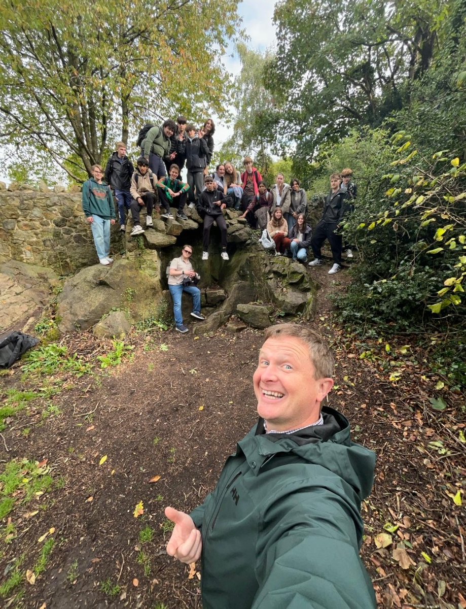 3rd years of Irish Revolutionary History took a very memorable trip to <a href="/pearsemuseumOPW/">Pearse Museum</a> in Rathfarnham this week 🇮🇪🏛️