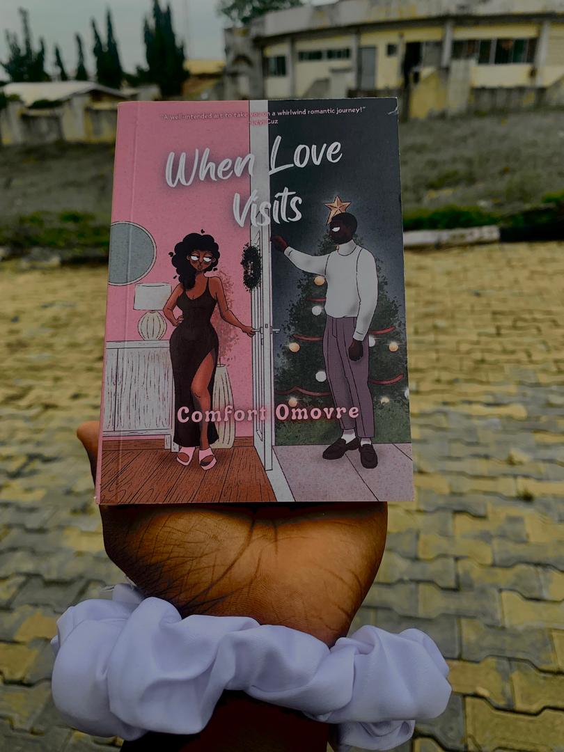 roving_thinker's tweet image. Day Twelve of Promoting Nigerian Literature.

For those of us that love soft love.