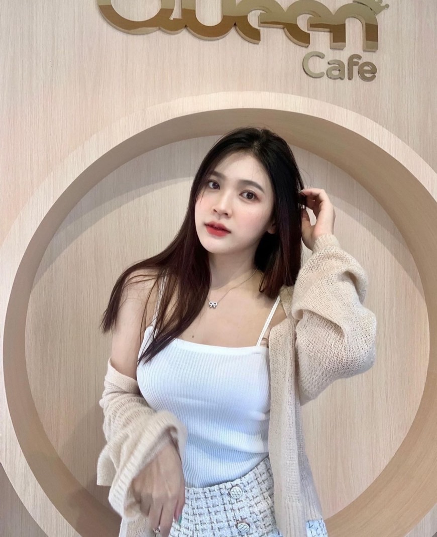 ใครชอบสาวขี้อ่อย ฟีลแฟน น่ารัก ๆ มาทางนี้เลยค่ะ 😊 
 อ้อนเก่งสุด ๆ คุยง่าย ดูแลดี เป็นกันเอง ไม่เร่งไม่รีบ รับรองว่าอยู่ด้วยแล้วไม่มีเบื่อแน่นอน อยากให้มาลองสัมผัสเอง ไม่เร่ง ไม่รีบ คุยเล่นก็ได้ เจอกันก็ดี 💕
📲 แอดไลน์ @404zxzqi

#รับงานตราด