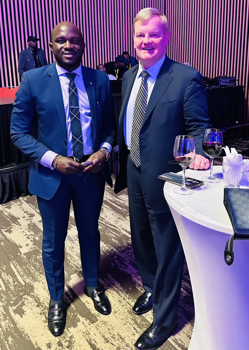 simwa100's tweet photo. What a great ending of the @AfCFTA #BiasharaAfrika2024. On the sidelines @MeneWamkele @DMckorley @DrAmanyAsfour1 @CorpCnclAfrica Laord Traiber discussing the #Africa we want . #bright #future #AfCFTA https://t.co/JpGh0pF76H