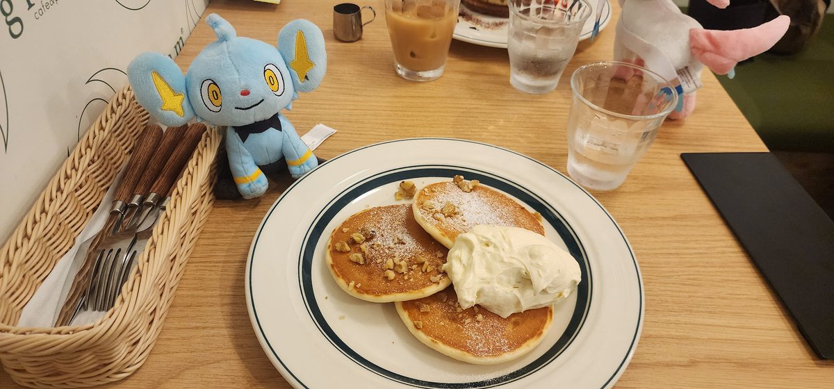 45_fenneko's tweet photo. パンケーキを食べる！
おいしそう https://t.co/m5fembVID7
