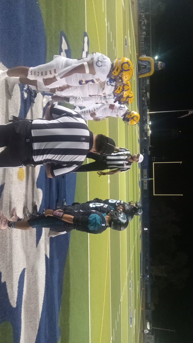 This week's meeting brings us to Merced County and the small city of Dos Palos for The Cross County Rivalry between Dos Palos (3-3,1-0 WSL) vs. Mendota (5-1,1-0 WSL) and as I was writing this Touchdown Dos Palos! #3 Jacquez Jones 90yd Kickoff TD Return, PAT Good DP 7-0 Mendota