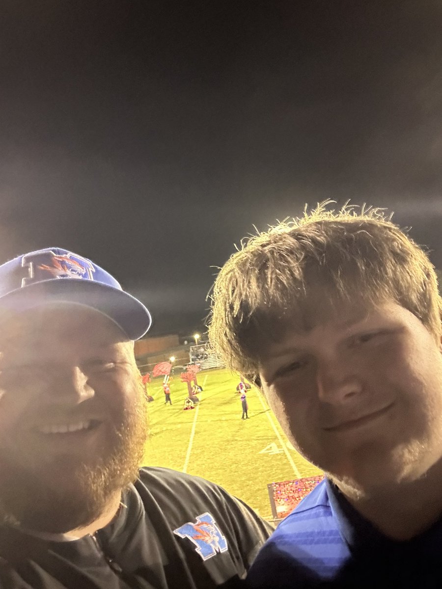 ACT and ASVAB by morning, a 47-0 shutout region win by night! Proud of these players, cheerleaders, and band members for putting in a great full day of work before Fall Break. Congrats to WJJM Student of the Week Joseph Brown! <a href="/mchs_tigerstn/">Marshall County High School (TN)</a> <a href="/jacobsorrells84/">Jacob Sorrells</a> <a href="/MCHS_Fball/">Marshall County Football</a>