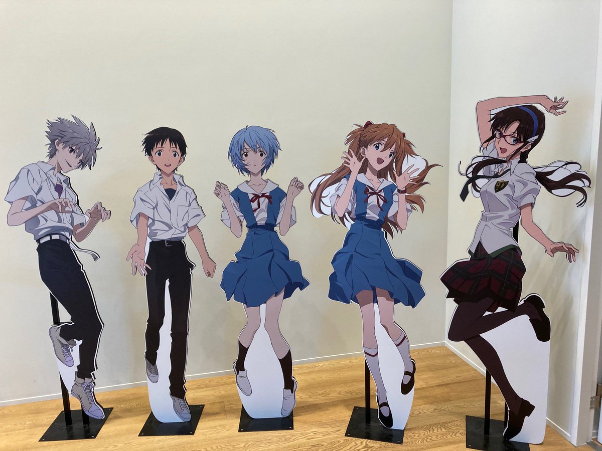 PfFivIxpfXkj5Cv's tweet photo. 先日は六本木ミュージアムで開催されているエヴァンゲリオン大博覧会に行ってきました！
色々展示されていて迫力がありましたね😳
10月22日まで開催してるみたいですよー🖐️

#エヴァンゲリオン大博覧会
#六本木
#麻布十番
#迫力がある
#六本木ミュージアム https://t.co/SLiEqzJgu6
