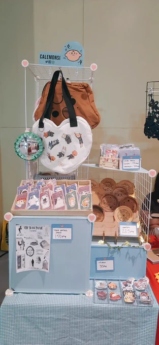 here at Komiket N33! pls visit and support!!!  
