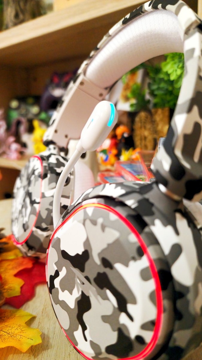 Picun_Global's tweet photo. Level up your gaming experience with the new Picun G2 color options! 🎮 Elevate your immersion and overall enjoyment with stunning sound and style. Don't just play—feel every moment! 🎧✨ #picun #PicunG2 #gaming #gamer #game #GamingGear #ImmersiveSound #GameOn #TechStyle https://t.co/Emz51HG9EC