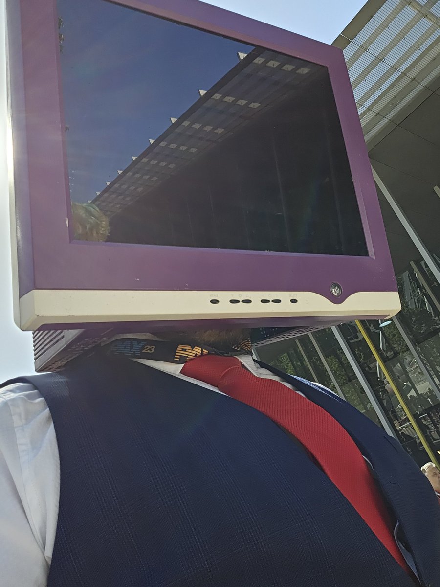 BoxBearAus's tweet photo. We fit 🥰 https://t.co/nBf91M00IC
