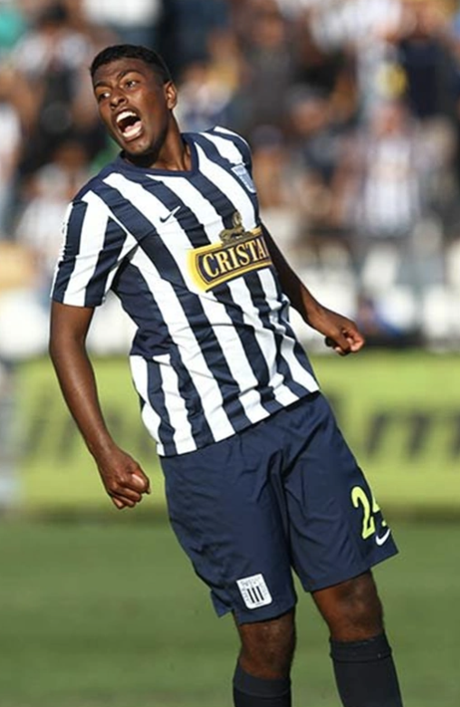 AzvLForever's tweet image. UN ALIANCISTA SALVANDO A LA SELECCIÓN PERUANA

NO IMPORTA CUANDO LEAS ESTO

GRANDE MIGUEL ARAUJO CARAJO