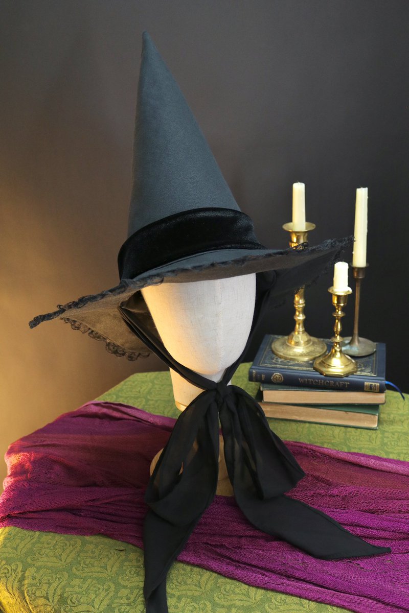 Steffeystitch's tweet photo. I wanted to create a hat with a chin tie, inspired by the one from Practical Magic. I used chiffon to give it a light, elegant feel.
#handmadehat #mysticalmillinery #practicalmagic #witches https://t.co/Km7tzYZard
