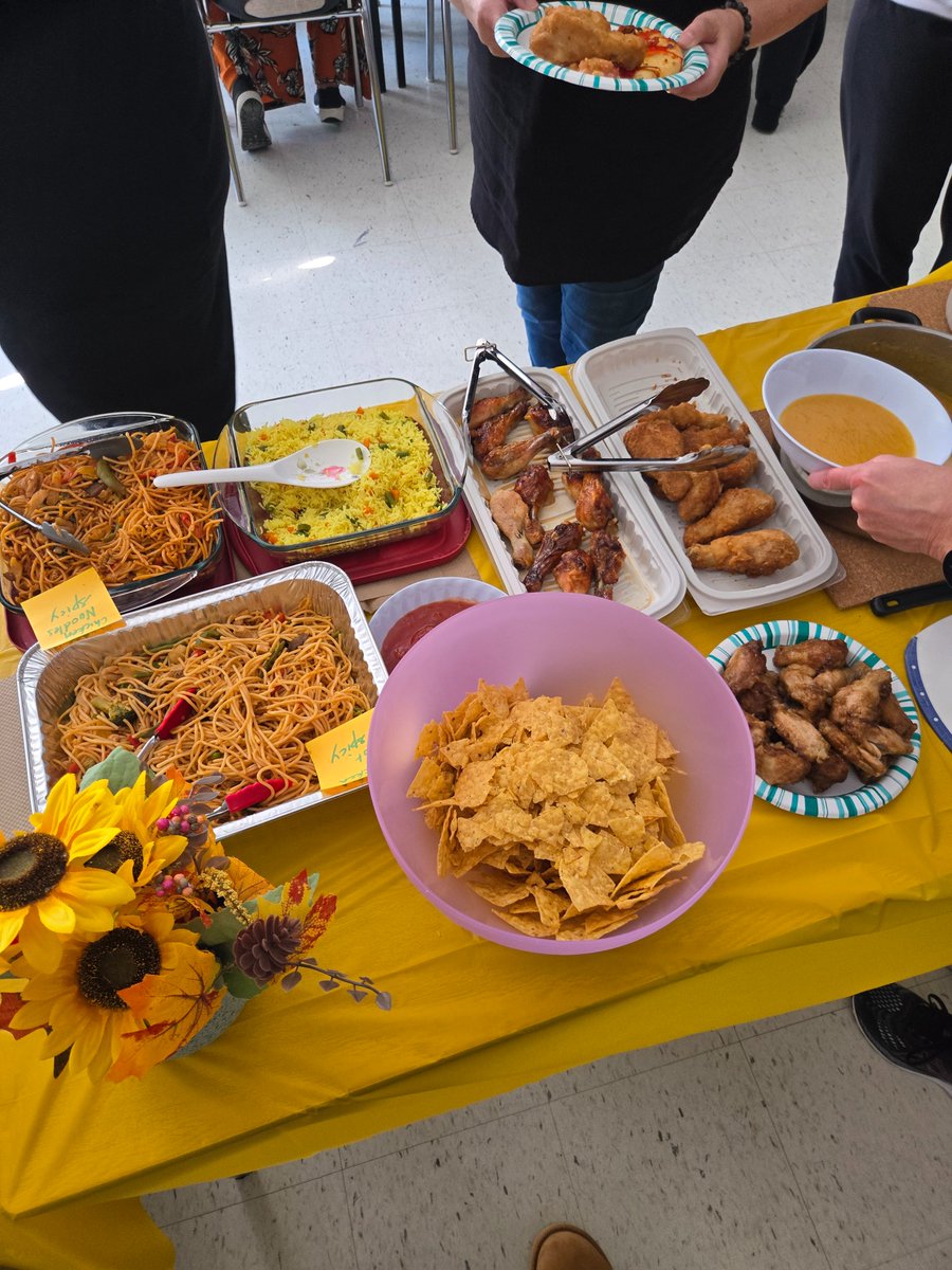 Mrs.Marchese (@45stmarywow) on Twitter photo Happy Thanksgiving...We had a great PA Day and potluck...missing a few key members of our <a href="/StMaryDPCDSB/">St Mary Brampton DPCDSB</a> family Happy Thanksgiving...We had a great PA Day and potluck...missing a few key members of our <a href="/StMaryDPCDSB/">St Mary Brampton DPCDSB</a> family