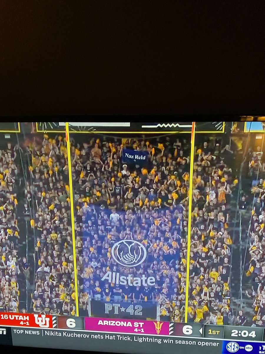 ThomasMPenn's tweet photo. Anyone else see the @NazReid flag watching the #utah #asu game right now? @Timberwolves @ASUFootball @espn #football #nazreid https://t.co/w05Wgy4qEP