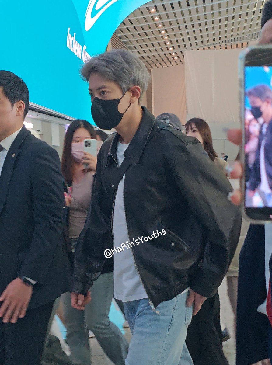 CHANYEOL ASH GRAY HAIR OMG 😭😭😭