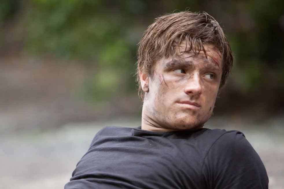 PopCrave's tweet photo. Happy 32nd birthday to the talented Josh Hutcherson. https://t.co/b3G30DOeIW