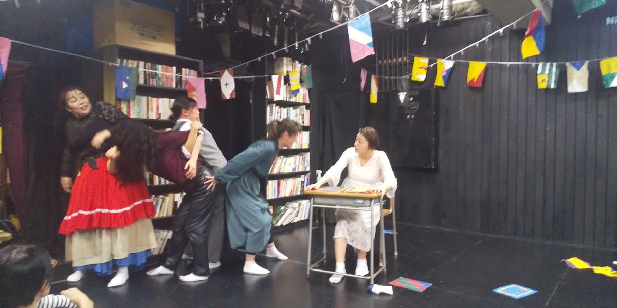 【ポーランド公演稽古場レポート】
ポーランドに向けての東京稽古が無事に終了しました。

荷物を詰めて13日には出発です！！
ポーランドの皆様がどんな反応をしてくださるのか、今からとても楽しみです！！
#フェルディドゥルケ
#Ferdydurke
#Gombrowicz 
#TeatrRadom