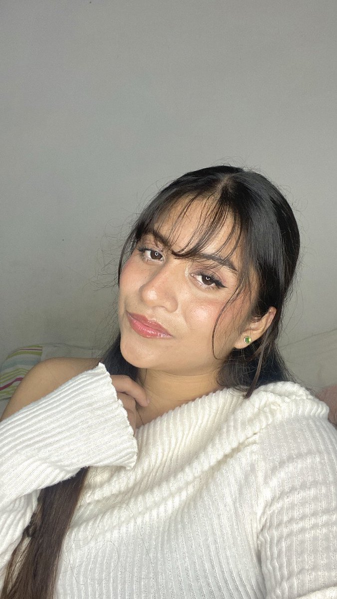 alearismendis19's tweet photo. Todo esta bien🫰🏻💖 https://t.co/qKNfljNVoB