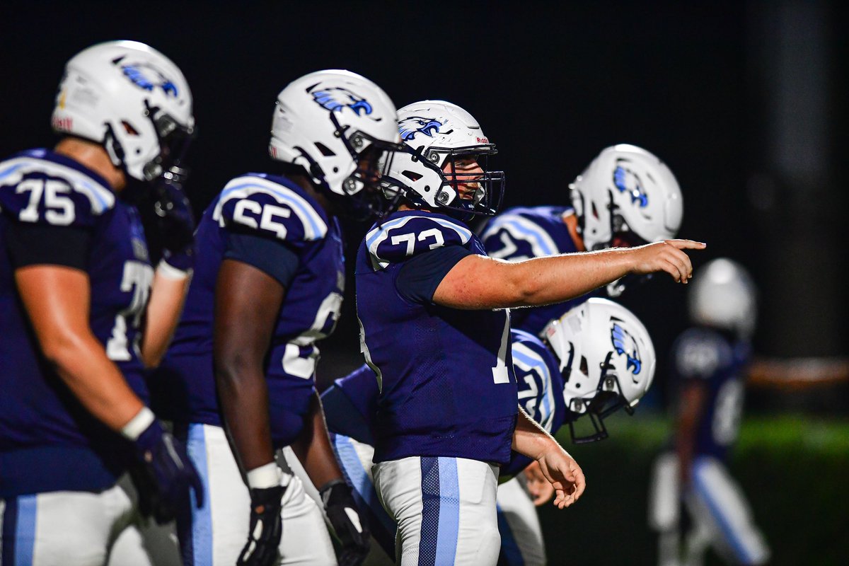 Calera_FB's tweet photo. Final from Ricky M. Cairns Stadium
Calera 35 Chilton County 21
#REESTABLISH #FlyAsOne https://t.co/C8jvOPsRDz