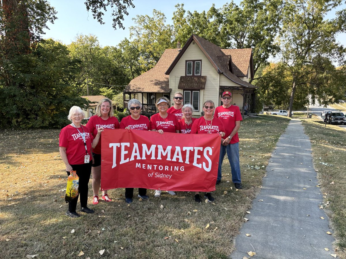 Thank you to these wonderful people who are mentoring our students through our Teammates mentoring program. We also have a few more not pictured. We enjoyed participating in the Homecoming parade today. Anyone interested in joining our program, please feel free to contact me.