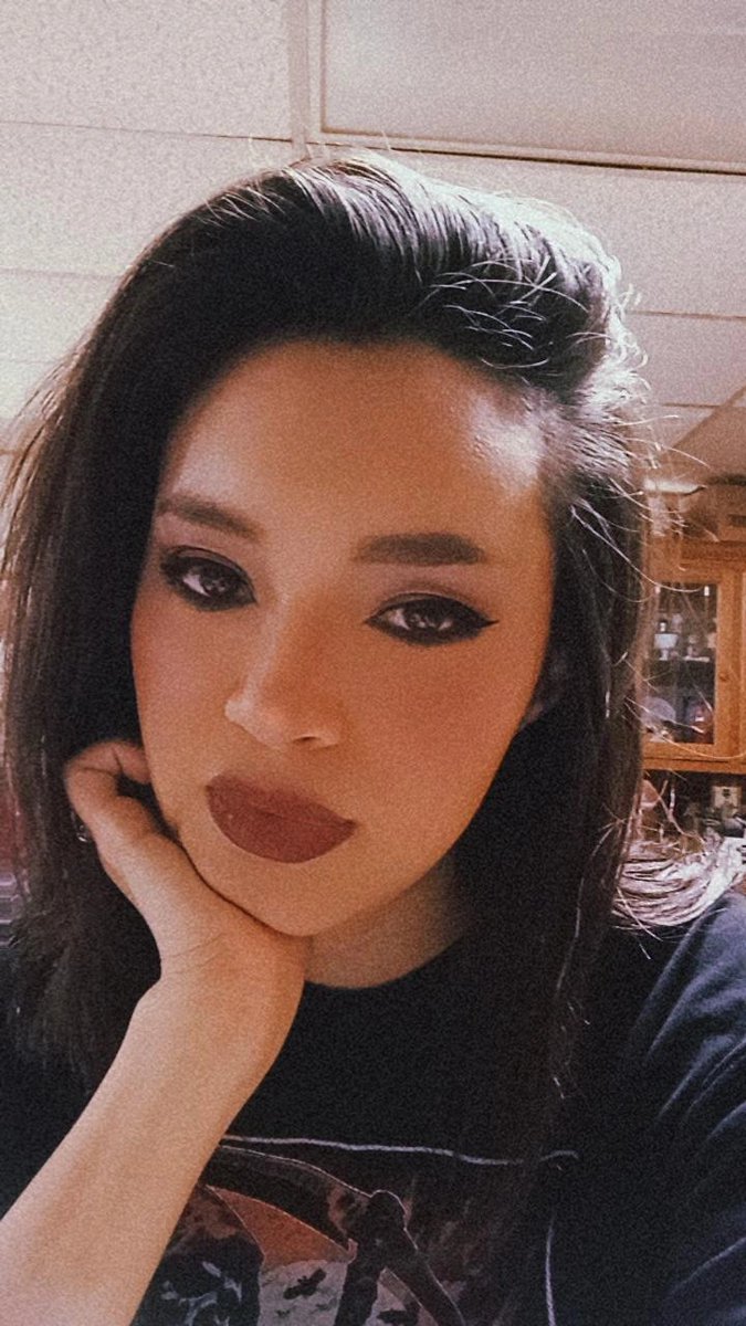 GarzaRosab84406's tweet image. This is as real as I get I fall into the lines of living this life just going on a pawn one day I will find my piece one day he will finally free me and make me his queen in this life or the next #waitingforhim #waitingforjg