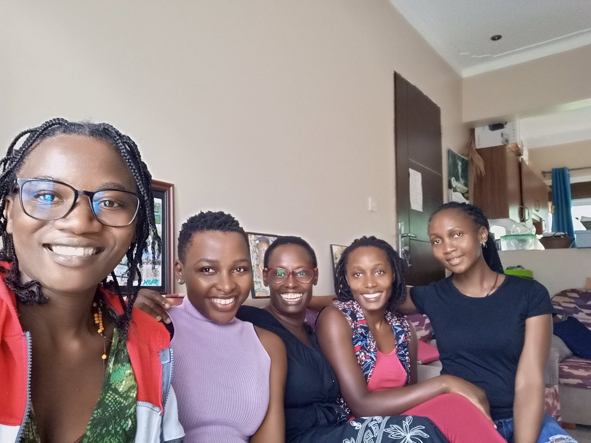 Does this look like an executive meeting? Probably not. But it eventually turned out to be.

Having worked with women groups for over a decade now, I have learnt that some women love some form of informality, flexibility, spontaneity... It's trust that counts.