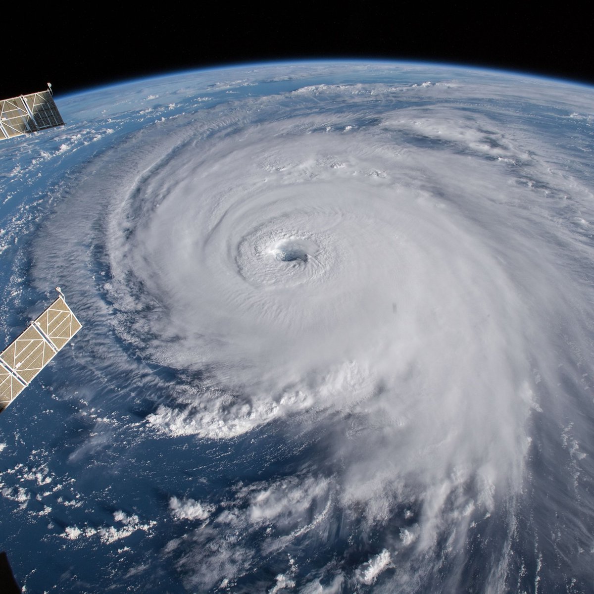 Unlikely_Buddha's tweet image. #Debunking the #Myth: #Human #Control of #Hurricanes

In recent years, #conspiracy theories have surfaced suggesting that humans possess the ability to control weather patterns, including the creation of #hurricanes.