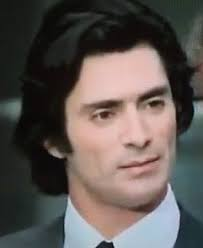 merlinpapin3's tweet photo. .@FredOL69007 #PremièreFoisauCinéma
#SamiFrey dans Pardonnez nos offenses de Robert Hossein (1956) il avait 19 ans https://t.co/7OroBLidS8
