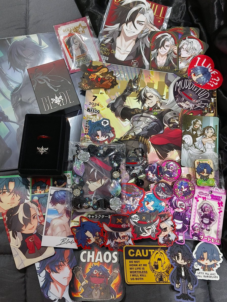 new merch i got this october

i love them sm