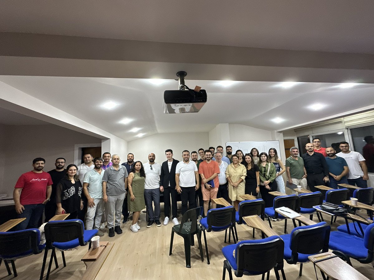 imoalanya's tweet photo. İstinat Duvarları ve Geoteknik Rapor hazırlanması konulu seminer  Yük. İnş. Müh. Levent Özberk’in sunumuyla gerçekleştirildi. Sayın Levent Özberk’e ve seminere katılan tüm üyelerimize teşekkür ederiz. https://t.co/7awPG9lEKk