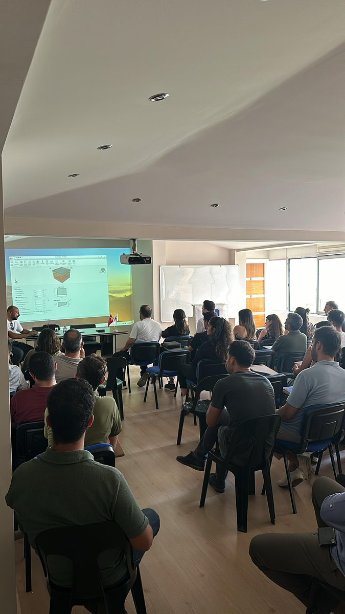 imoalanya's tweet photo. İstinat Duvarları ve Geoteknik Rapor hazırlanması konulu seminer  Yük. İnş. Müh. Levent Özberk’in sunumuyla gerçekleştirildi. Sayın Levent Özberk’e ve seminere katılan tüm üyelerimize teşekkür ederiz. https://t.co/7awPG9lEKk