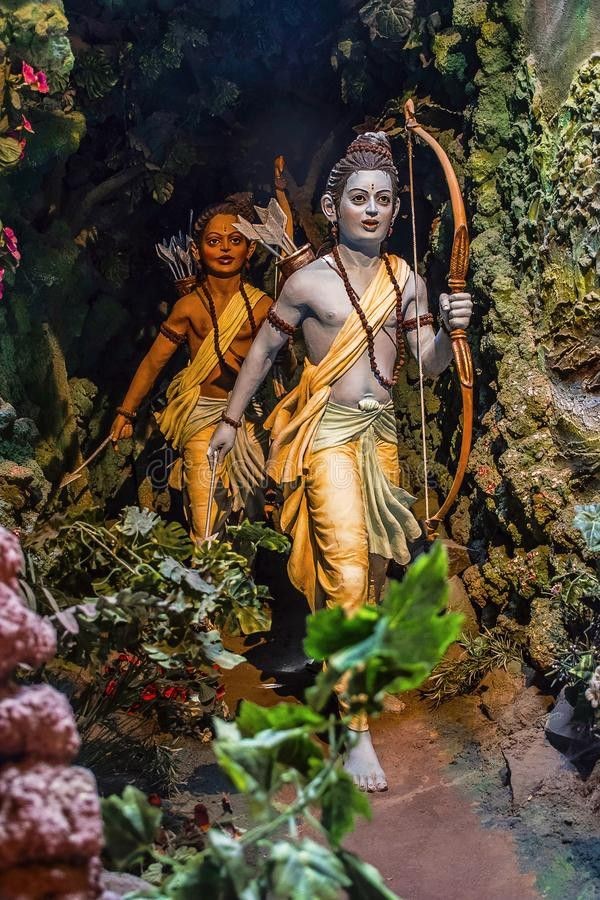 MahakaviDinkar's tweet photo. वाटिका और वन एक नहीं,
आराम और रण एक नहीं। https://t.co/EIkoTzKBdv