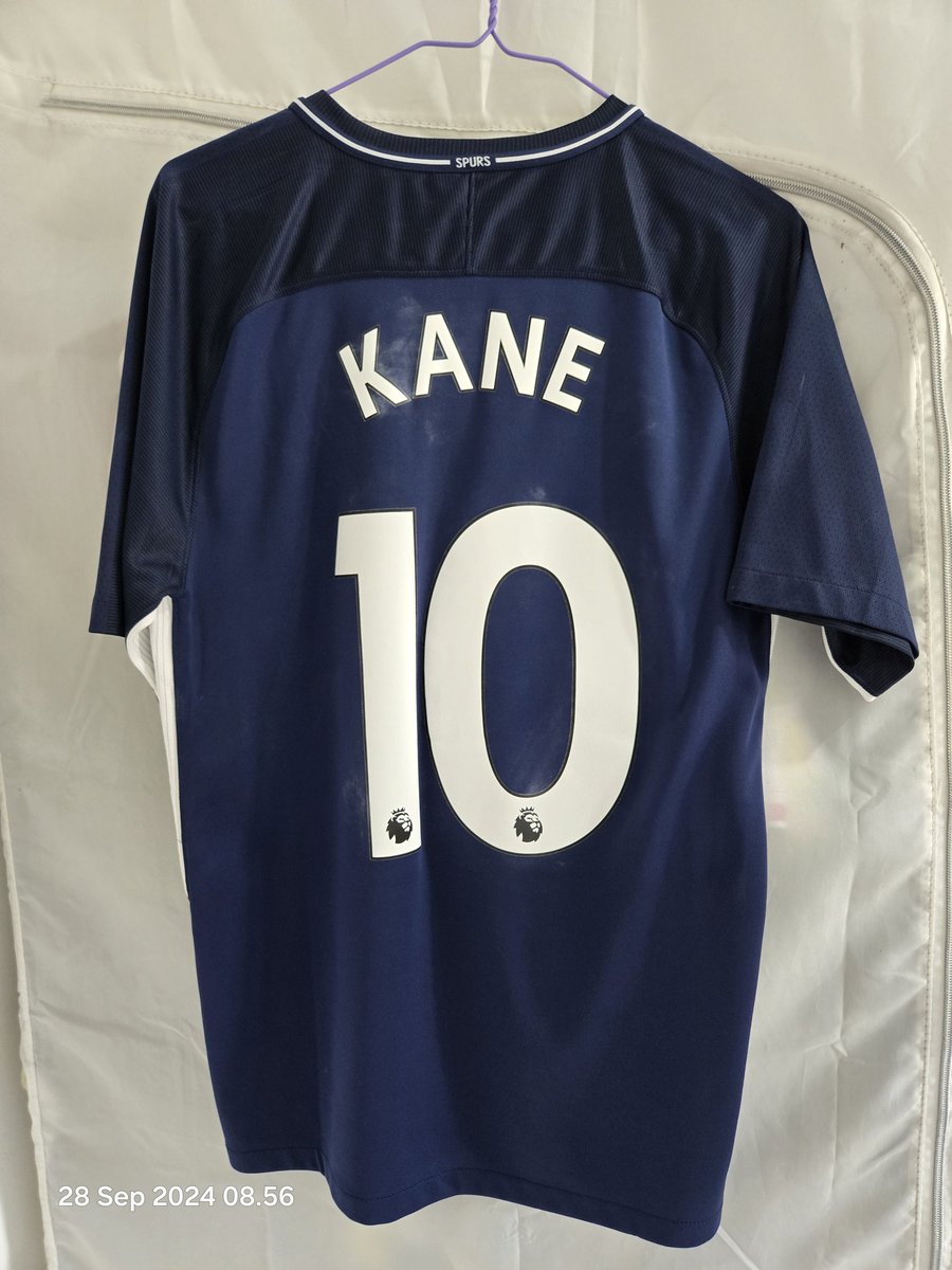 thomas_bowo's tweet photo. @Jerseyforum 
Jersey4sale Tottenham size S nameset original @ Rp400k https://t.co/slJBdK9Byw