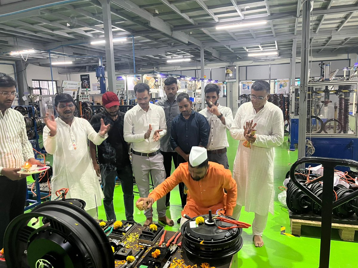 WeberDrivetrain's tweet photo. Celebrating the spirit of Dasara with our incredible team at Weber Drivetrain! 
Together, we honor tradition and teamwork as we come together for the pooja and festivities. May this Dasara bring strength, success, and prosperity to all! 
#dasaracelebration #weberdrivetrain https://t.co/1M05YZJvOl