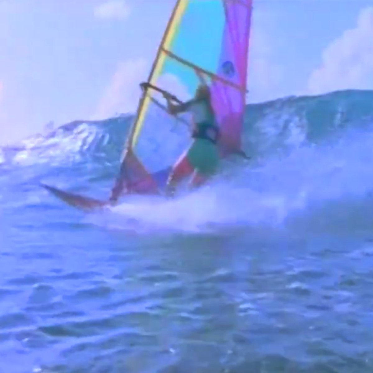 fakesynthi's tweet image. Diana Rhodes - crushed

soundcloud.com/dianarhodesmus…