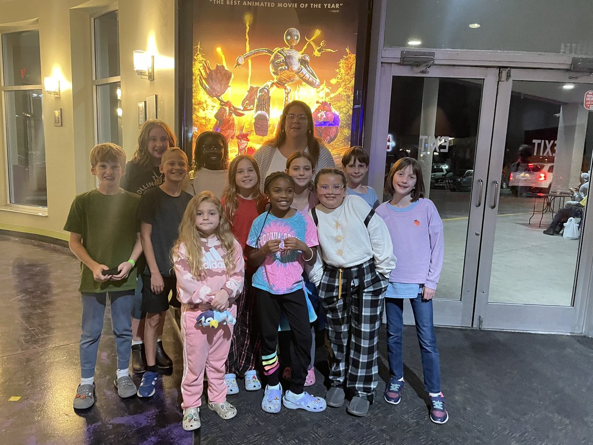 Ms. Ryan’s 5th graders read The Wild Robot in class and then met at the theater this weekend to see the movie. These are the things that make SME the place to be!