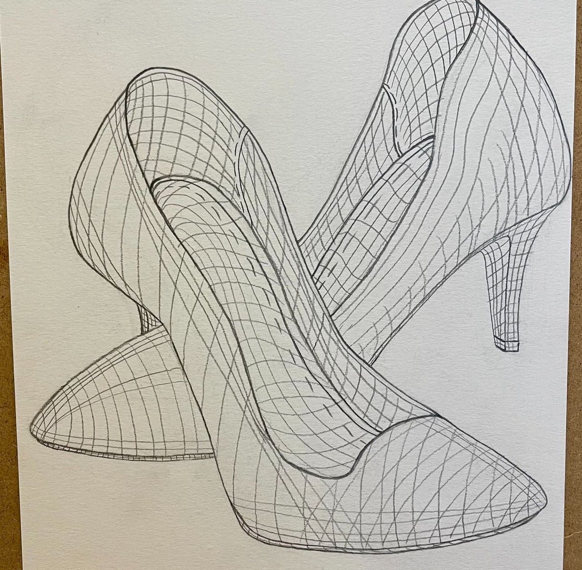 almartDCA's tweet image. Seeing beyond the surface 👠✨
It’s all about breaking down the volume and understanding how light and shadow shape our perception of objects. Every line is a layer, a glimpse into how the object exists in space.
#VolumetricDrawing #RISDart #ContourLines #ObjectStudy #Artist