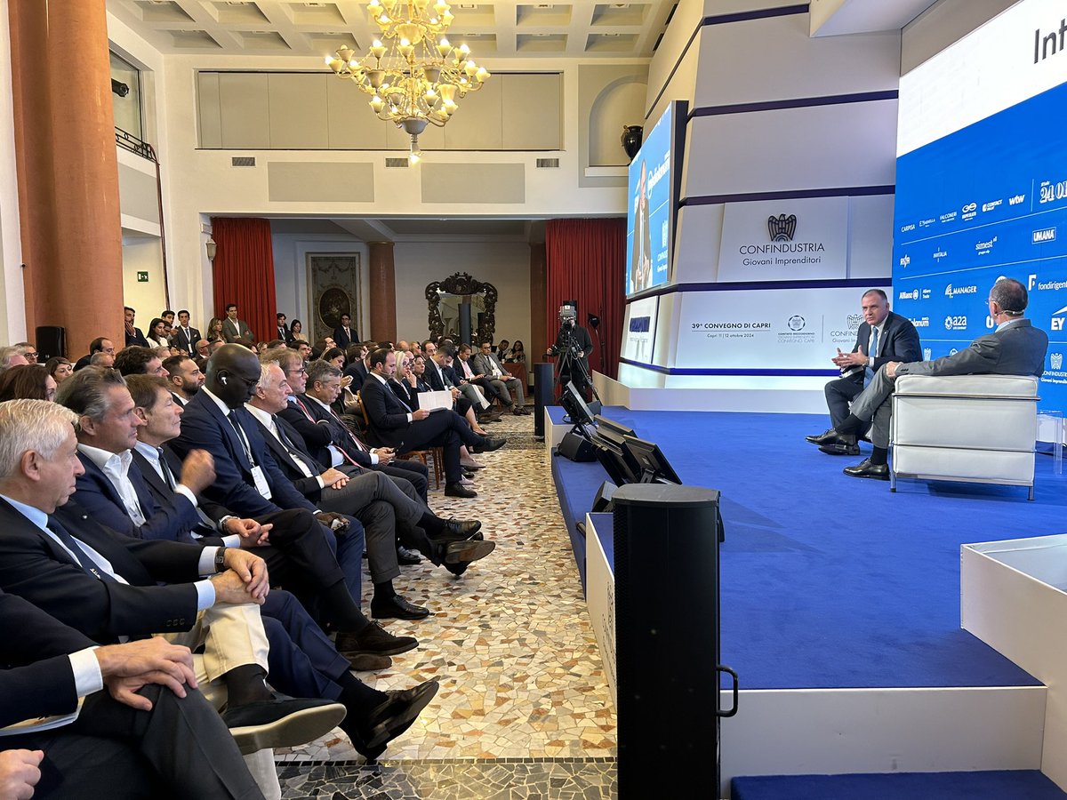 GIConfindustria's tweet photo. Italia ed Europa devono costruire un piano industriale a lungo termine, ne vale la nostra competitività.
Oggi l’Italia paga un prezzo dell’energia tale che rischia di mettere le imprese fuori mercato. Serve l’indipendenza energetica - @Orsini_Emanuele @Confindustria #Capri2024 https://t.co/n4IUGthFdE