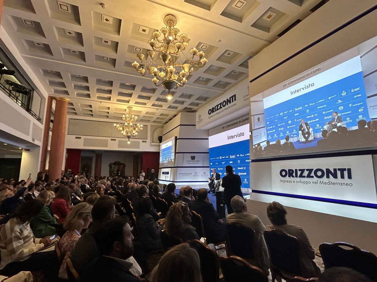 GIConfindustria's tweet photo. Italia ed Europa devono costruire un piano industriale a lungo termine, ne vale la nostra competitività.
Oggi l’Italia paga un prezzo dell’energia tale che rischia di mettere le imprese fuori mercato. Serve l’indipendenza energetica - @Orsini_Emanuele @Confindustria #Capri2024 https://t.co/n4IUGthFdE