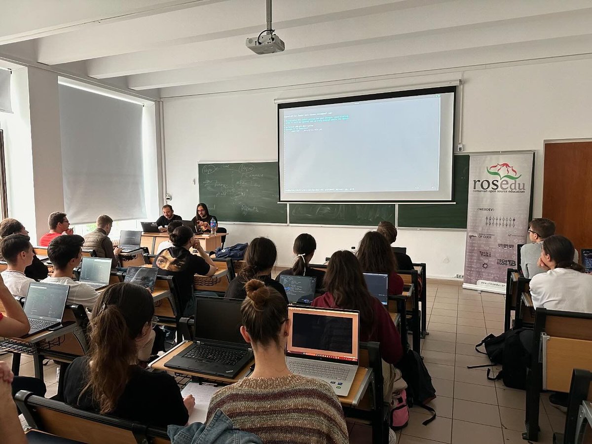rosedu_org's tweet photo. Am început prima sesiune de la CDL (Cursul de dezvoltare liberă): Git 🛠️🚀

#cdl #opensource #development #workshop #community #git #hackathon #freesoftware https://t.co/A1tjDOW19a