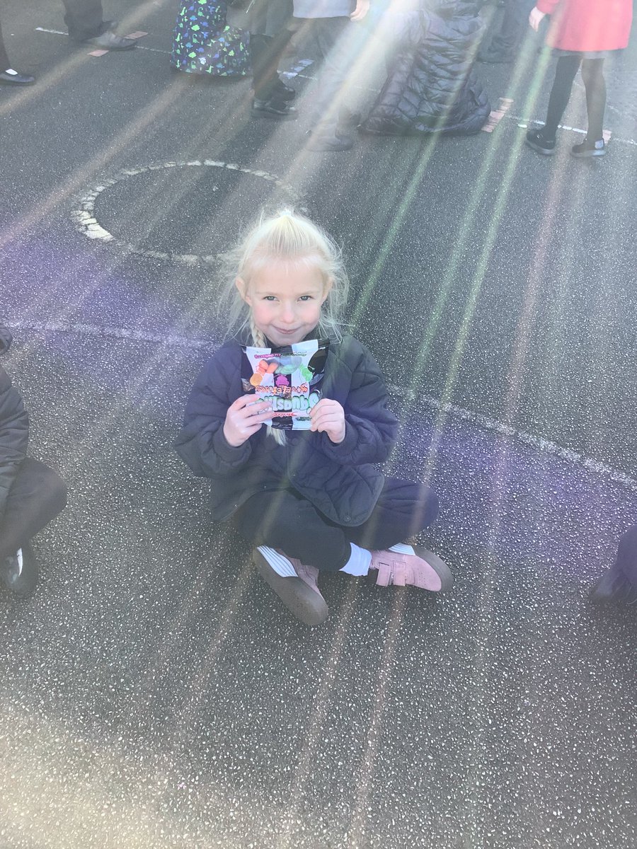 Miss Hampton tweet media