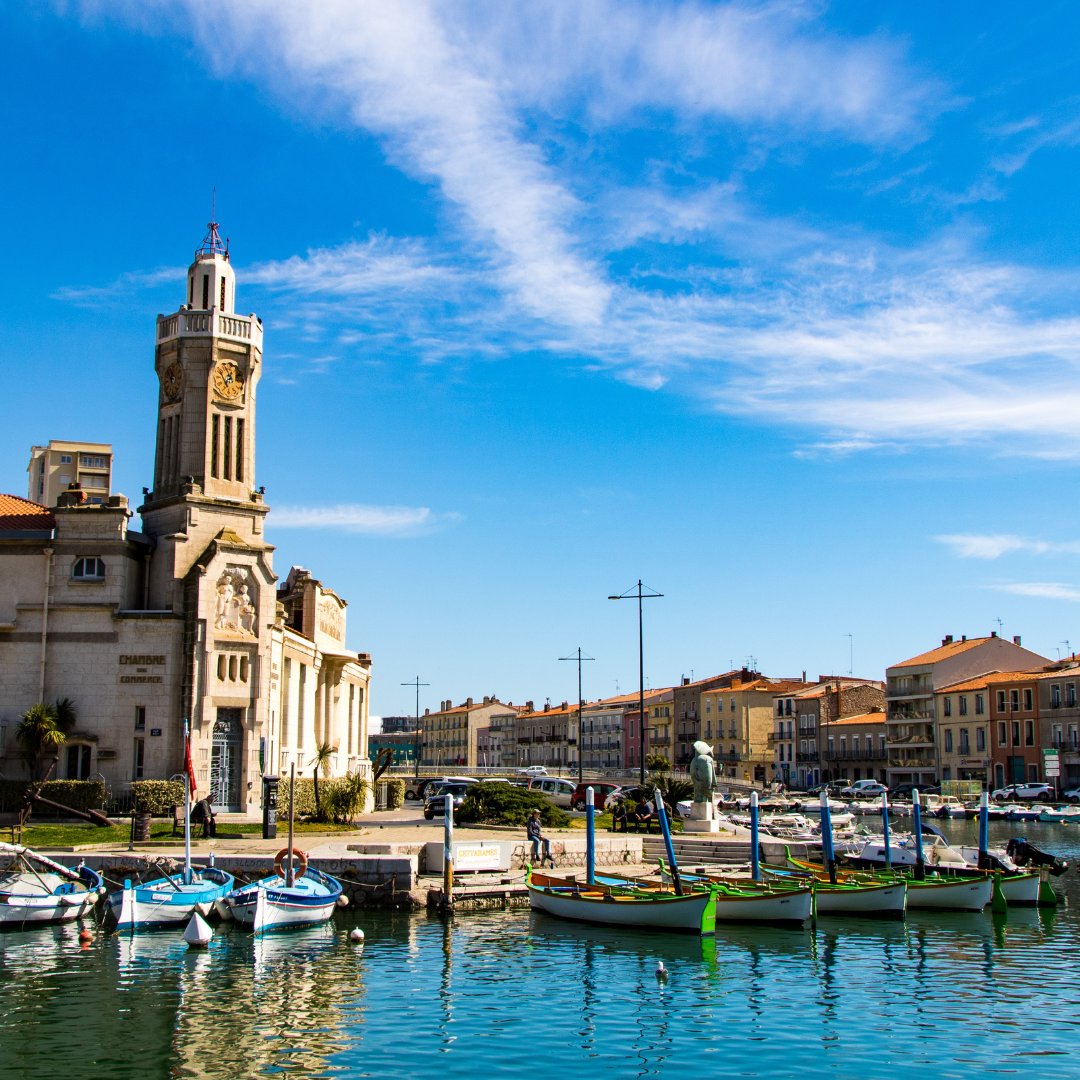 DTWELanguages's tweet photo. 🔍Destination Spotlight: Sète

Sète is the perfect destination for students to soak up French culture. Thanks to Sète’s smaller size, your students can chat to charming locals in French about their hometown. Discover more: https://t.co/Uhc0Dloc3a https://t.co/K2BSMDuV5L