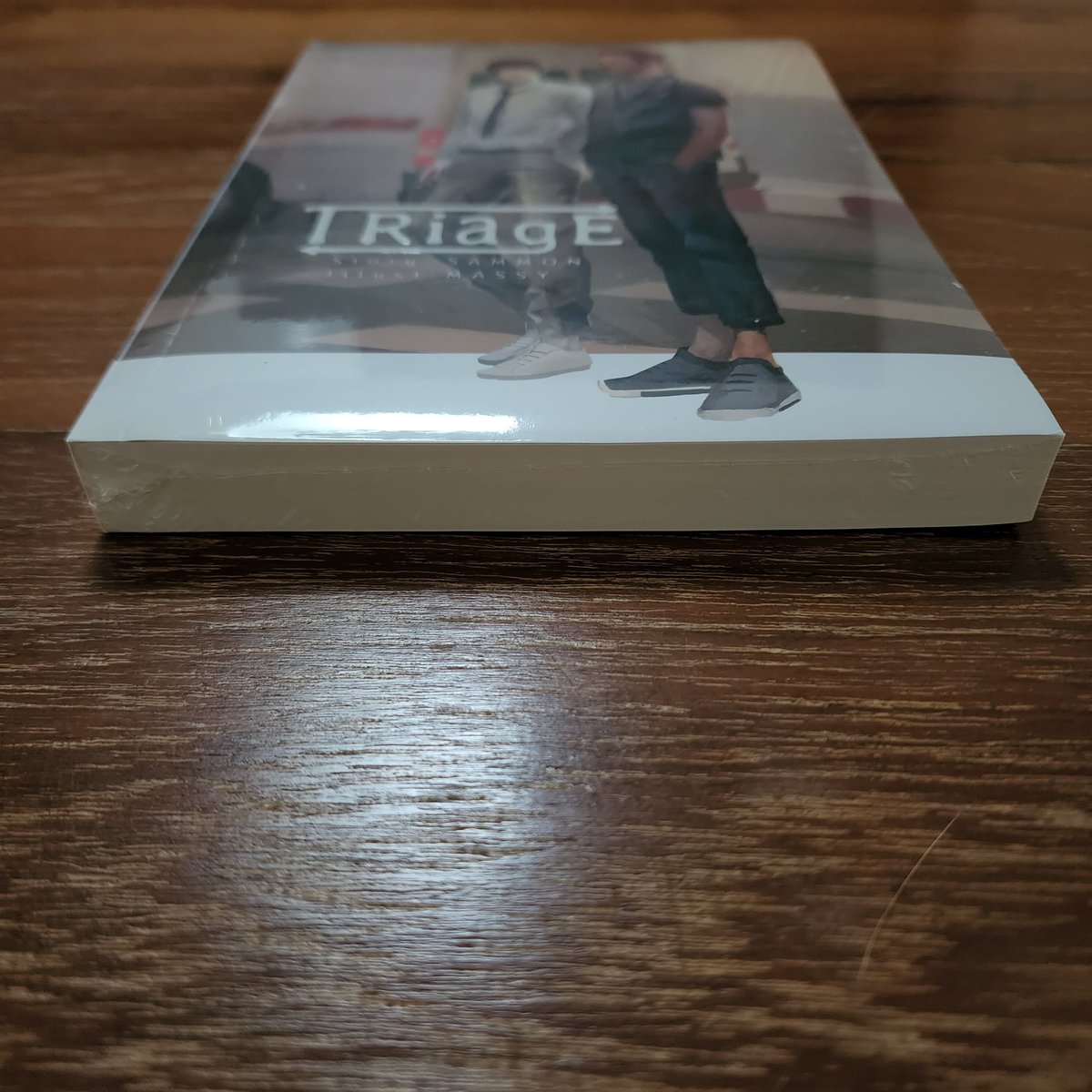 surihkt's tweet photo. Triage
ขายหนังสือมือหนึ่งในซีล รอบจอง
มีตำหนิรอยพับกลางโปสเตอร์
ราคา 150 บาท รวมส่ง Flash
#ทริอาช https://t.co/Fvjc3ERbjV