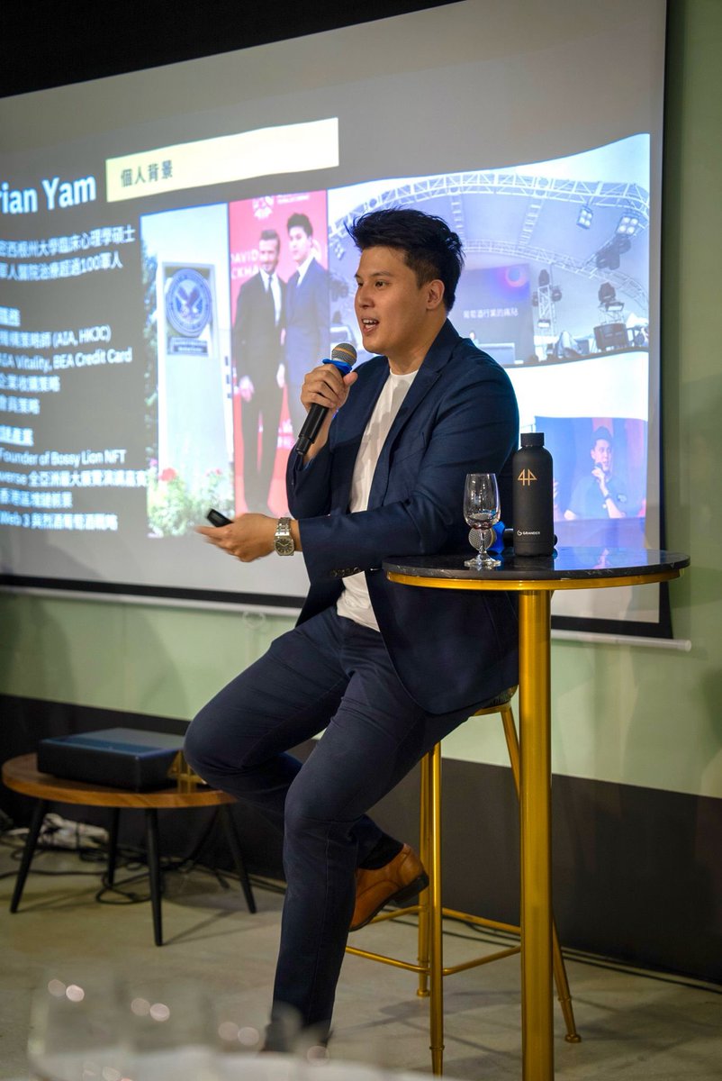 House44_io's tweet photo. House 44 members had an incredible experience at our wine tasting Masterclass with our resident partner, Mr.  Brian Yam! 🍷 With over 10 years in the industry and a WSET Level 4 Diploma, Brian shared his extensive knowledge. 

Follow us for updates on our next Masterclass! 🍾✨ https://t.co/hTCSwyKbEv