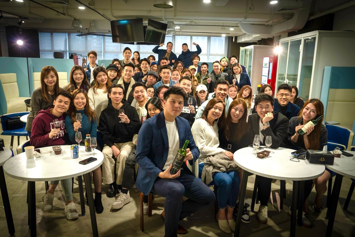 House44_io's tweet photo. House 44 members had an incredible experience at our wine tasting Masterclass with our resident partner, Mr.  Brian Yam! 🍷 With over 10 years in the industry and a WSET Level 4 Diploma, Brian shared his extensive knowledge. 

Follow us for updates on our next Masterclass! 🍾✨ https://t.co/hTCSwyKbEv