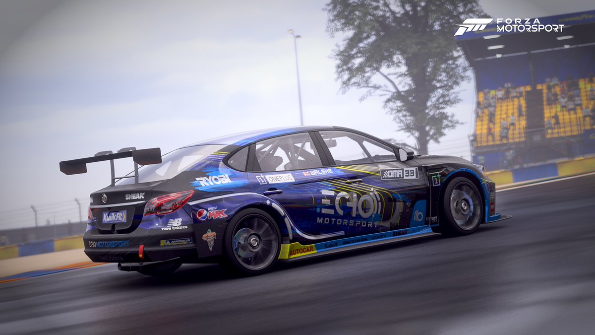 Another team paint, not for any specific series. I added the OMA decals as that's where it will most likely be used in the future. 
Matte carbon with gloss decals 👌

<a href="/ECHOmotorsport/">ECHO</a>
#Forza #ForzaShare #ForzaMotorsport #MG #FM23 #BTCC
