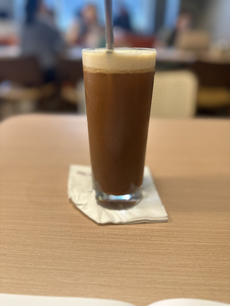 今天想跟推友出去喝茶聊天💬

有沒有人有興趣跟一波的？

誠徵單女夫妻情侶☺️好相處的都好

私訊問問喔 <a href="/lovebaby0525/">老祐♡𝓜𝓲𝓷𝓪</a> 

#雙北地區
#想聊天喝茶
#看夜景